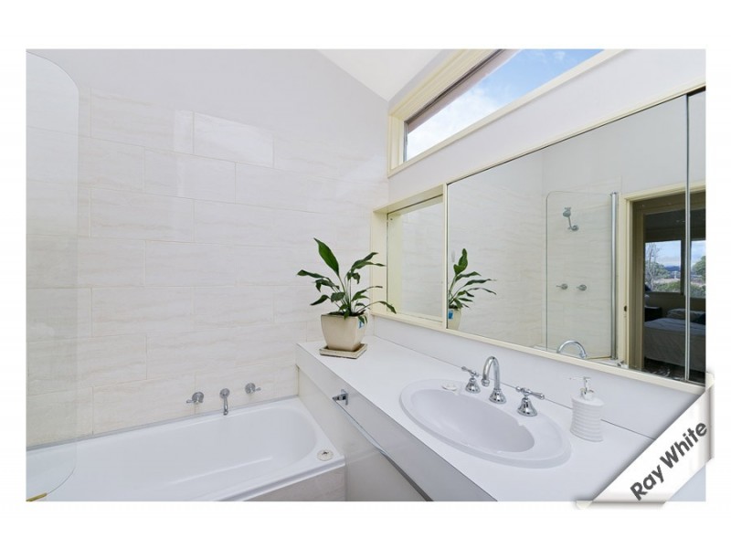 1 Alpen Street, Spence ACT 2615