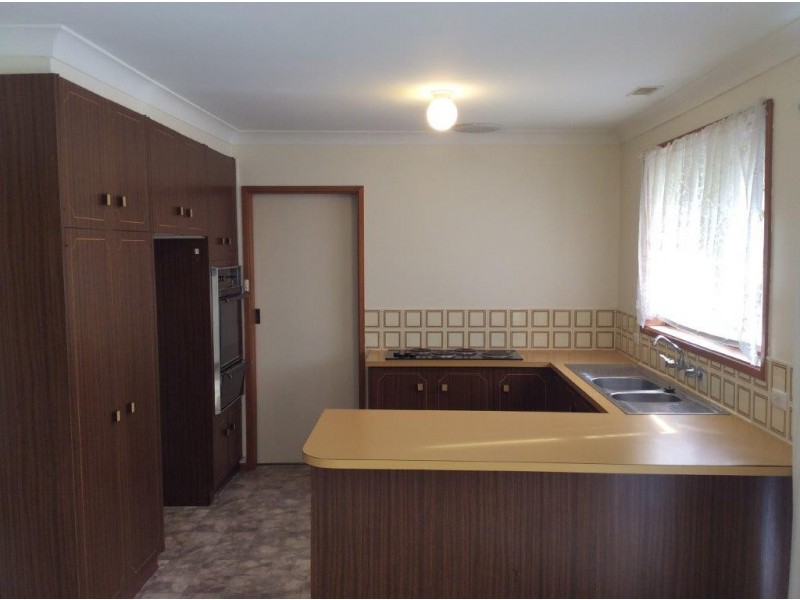 2/1 Cantor Crescent, Higgins ACT 2615