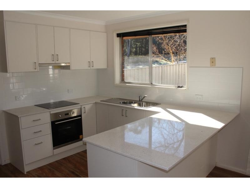6 Warrambool Close, Giralang ACT 2617