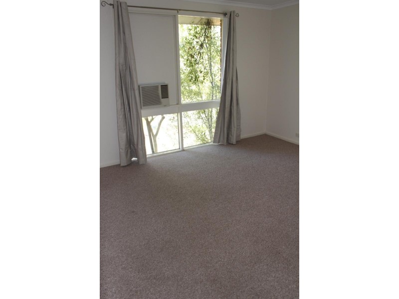 6 Warrambool Close, Giralang ACT 2617
