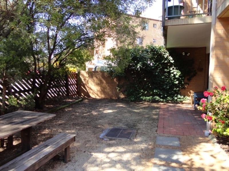 28 Howie Court, Belconnen ACT 2617