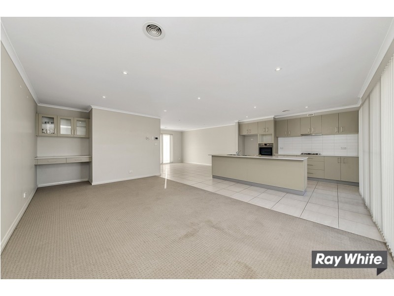 101A Anthony Rolfe Avenue, Gungahlin ACT 2912