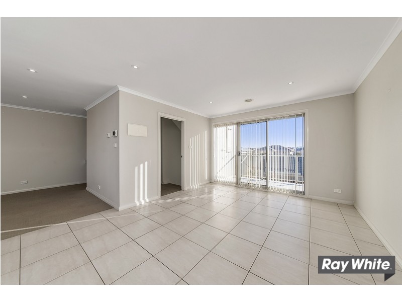 101A Anthony Rolfe Avenue, Gungahlin ACT 2912