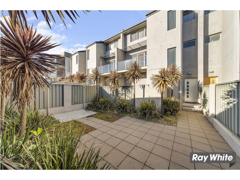 101A Anthony Rolfe Avenue, Gungahlin ACT 2912
