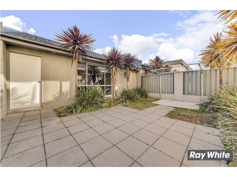 101A Anthony Rolfe Avenue, Gungahlin ACT 2912
