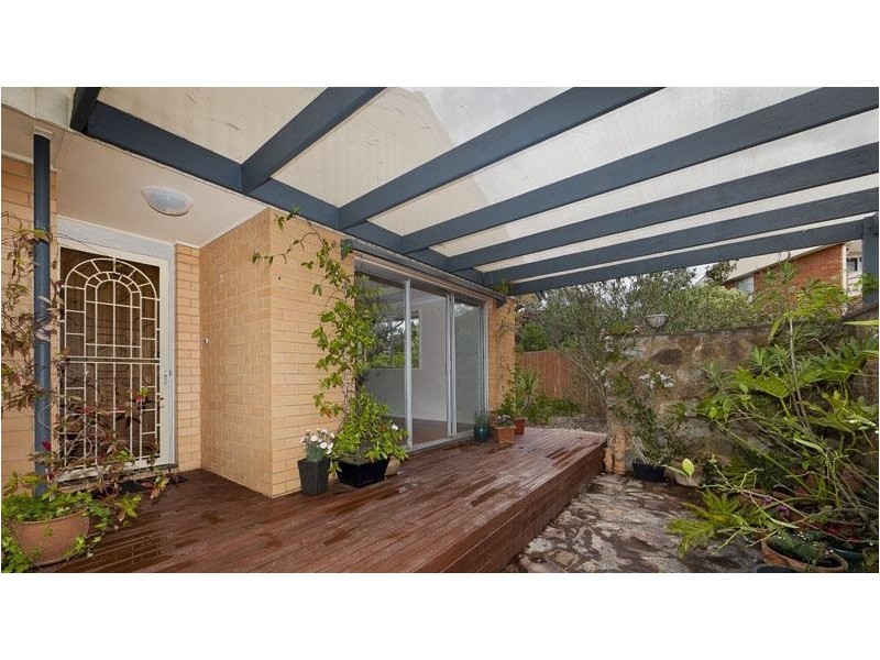 7 Clint Place, Macquarie ACT 2614