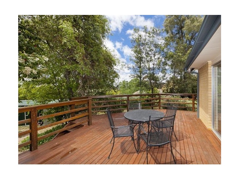 7 Clint Place, Macquarie ACT 2614