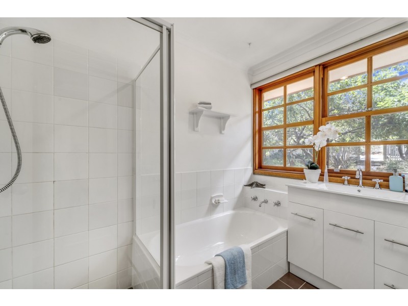 10 Hayward Street, Macgregor ACT 2615