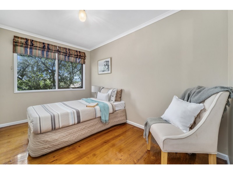 10 Hayward Street, Macgregor ACT 2615