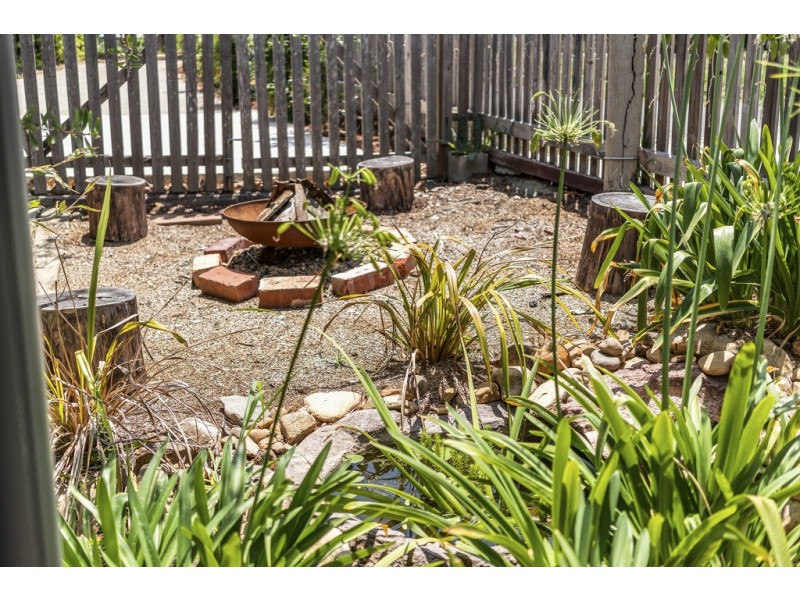 10 Hayward Street, Macgregor ACT 2615