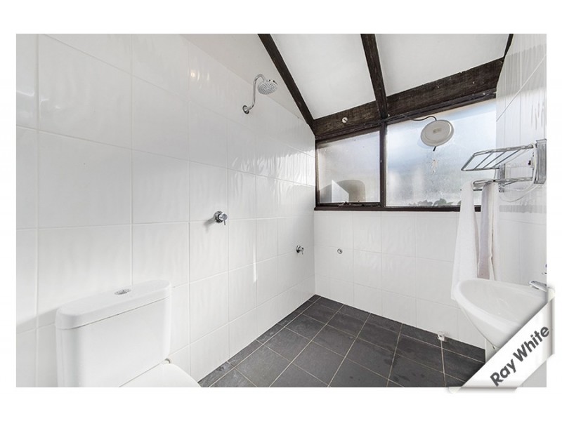 8 Moss Street, Cook ACT 2614