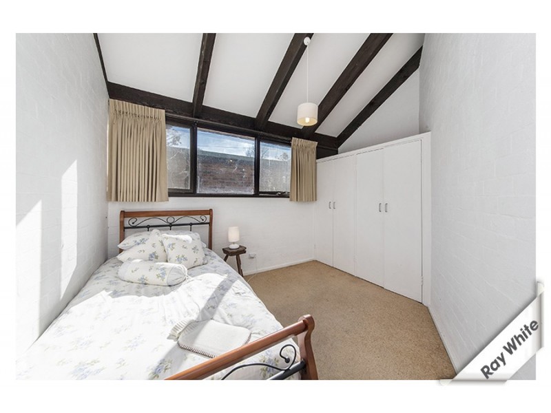 8 Moss Street, Cook ACT 2614