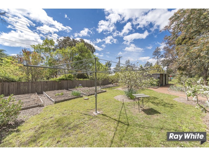 97 Springvale Drive, Weetangera ACT 2614