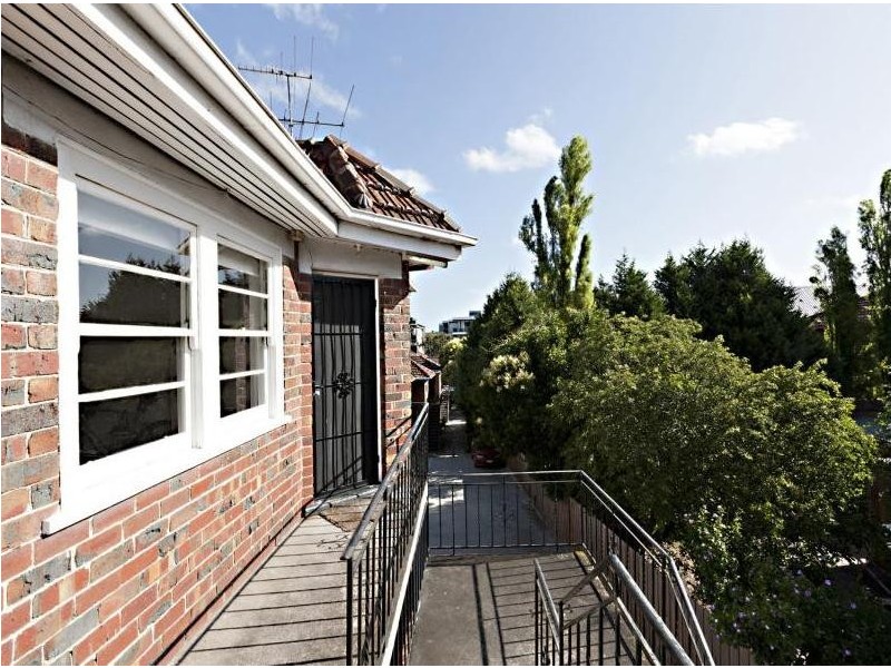 8/9 Charles Street, St Kilda VIC 3182