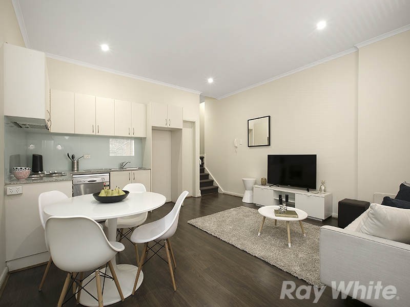 8/170 St kilda Road, St Kilda VIC 3182
