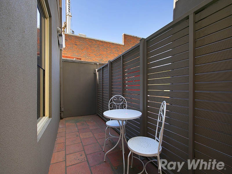 8/170 St kilda Road, St Kilda VIC 3182