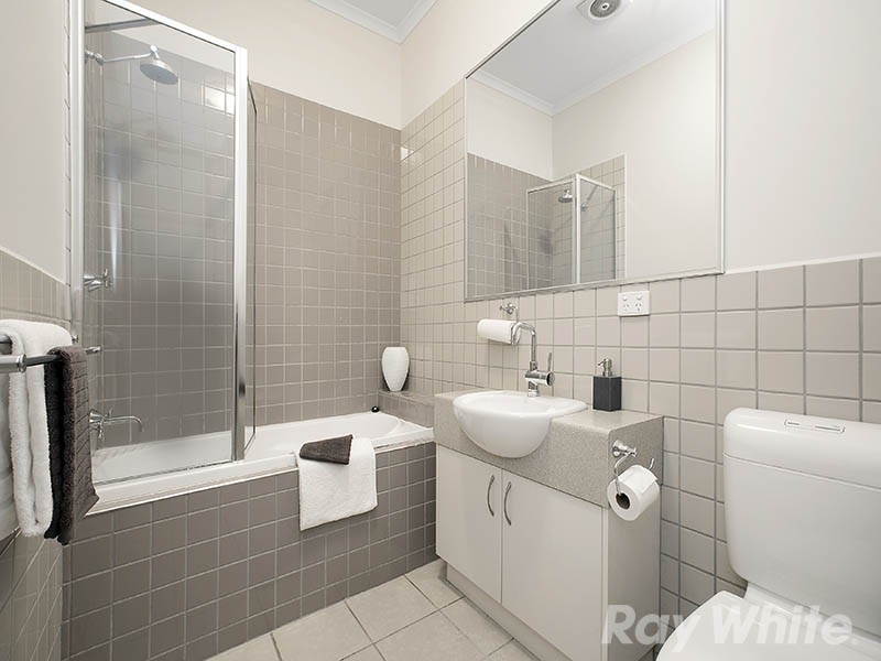 8/170 St kilda Road, St Kilda VIC 3182