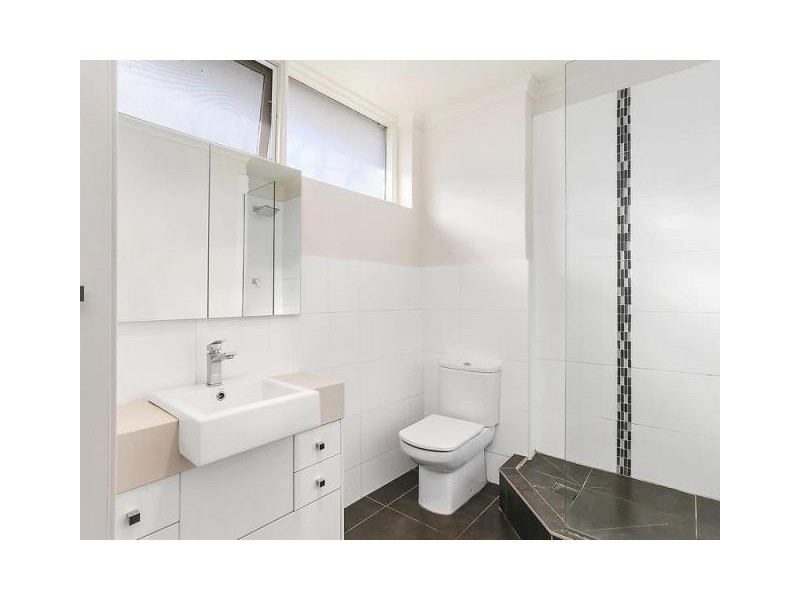 17/51 Chapel Street, St Kilda VIC 3182