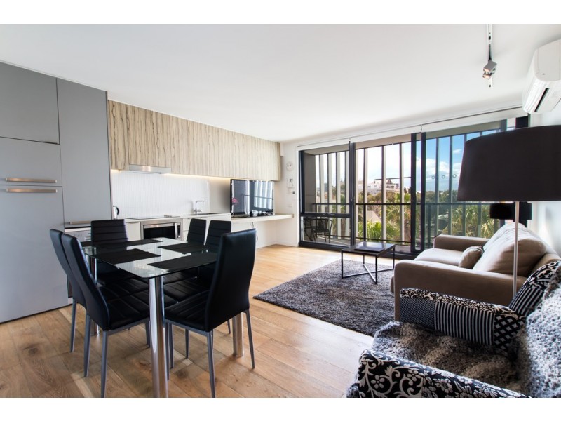 204/131 Acland Street, St Kilda VIC 3182