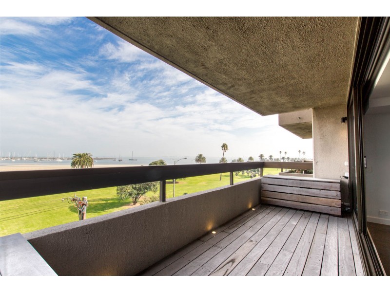 32/325 Beaconsfield Parade, St Kilda VIC 3182