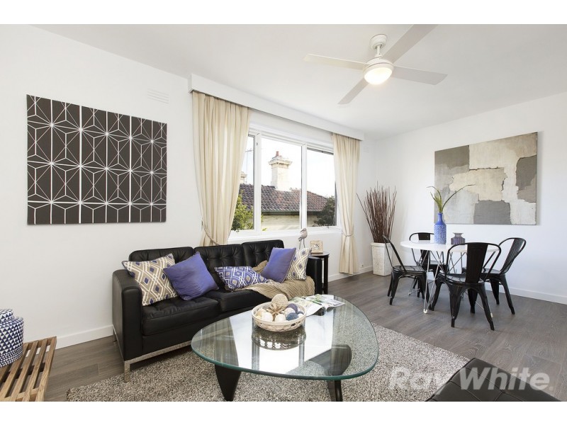 4/63 Carlisle Street, St Kilda VIC 3182