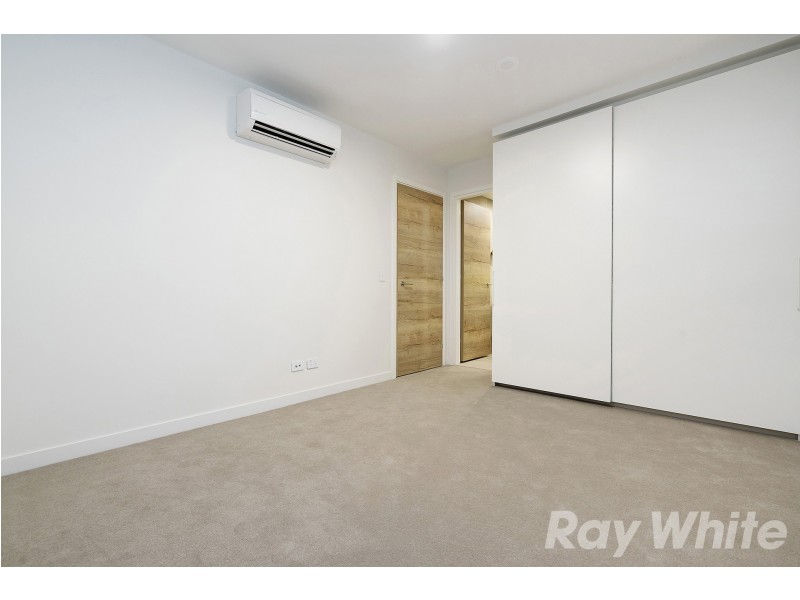 401/12 Queens Road, Melbourne VIC 3004
