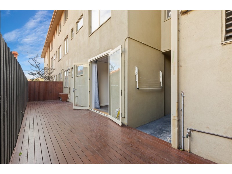 3/64 Hotham Street, St Kilda East VIC 3183