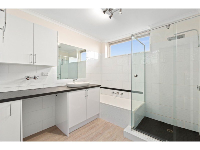 18/14 McMillian Street, Elsternwick VIC 3185