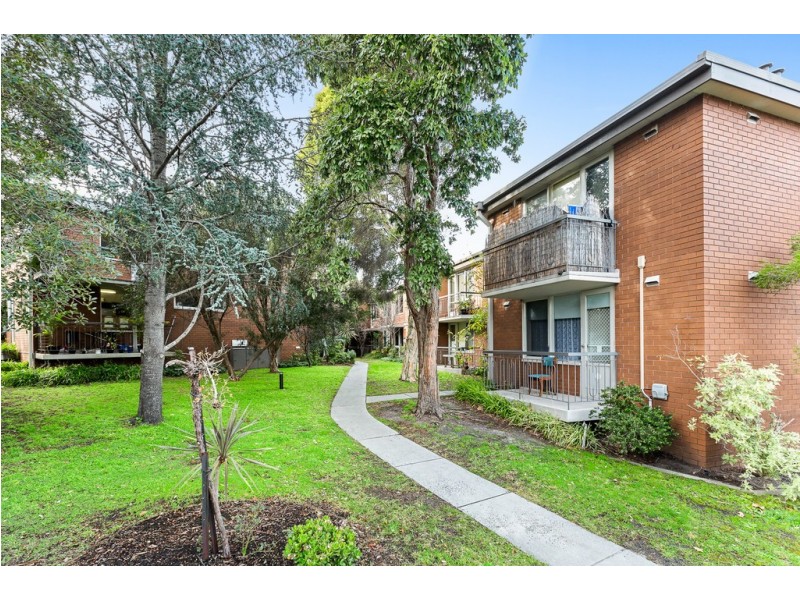 18/14 McMillian Street, Elsternwick VIC 3185
