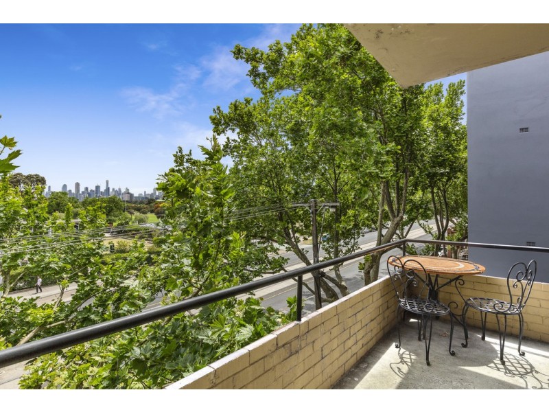 2/145 Fitzroy Street, St Kilda VIC 3182