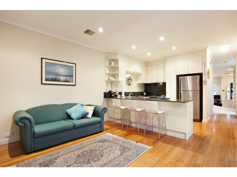 7 Beacon Road, Port Melbourne VIC 3207