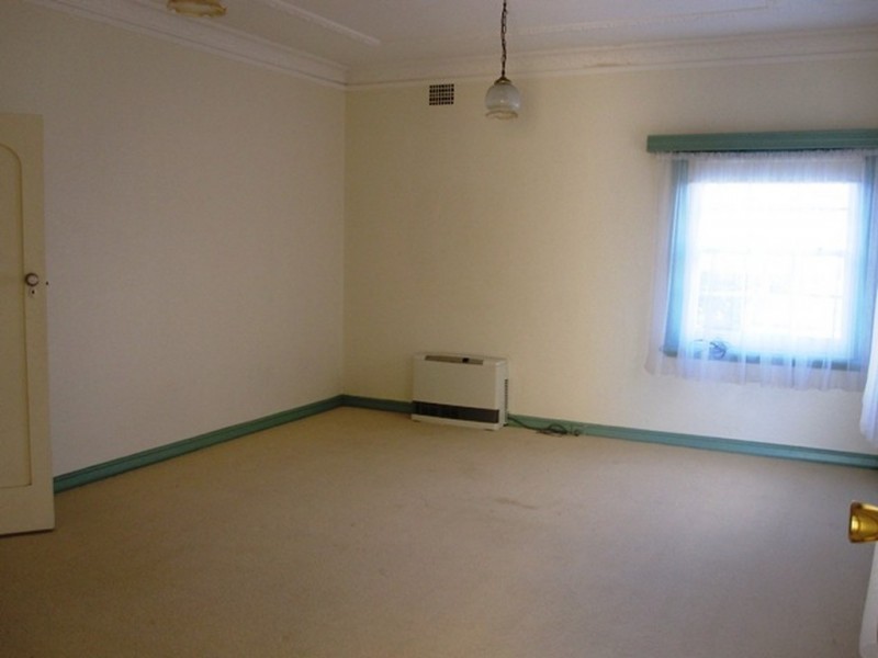 2/24 Marine Parade, St Kilda VIC 3182