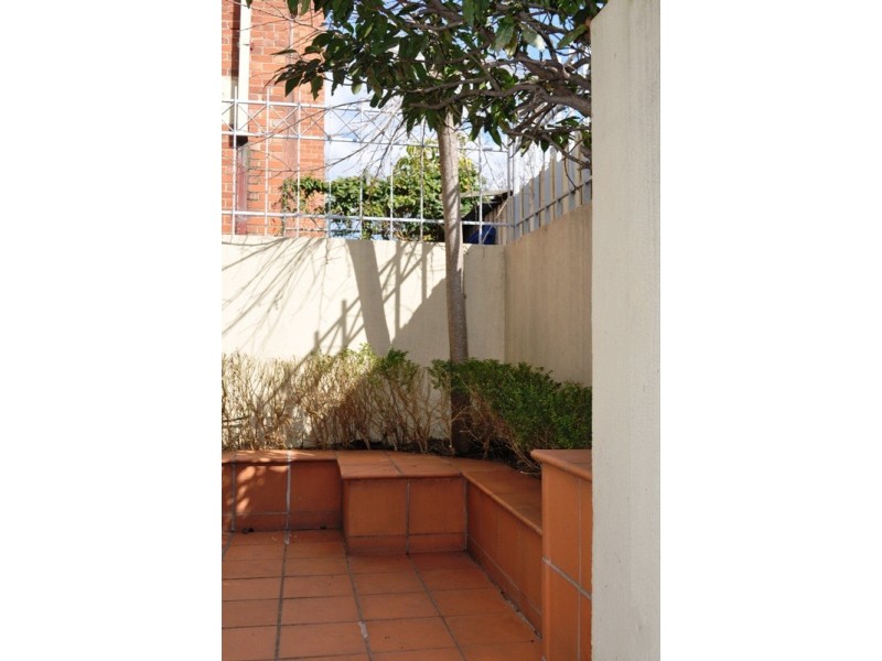 79 Peel St, West Melbourne VIC 3003
