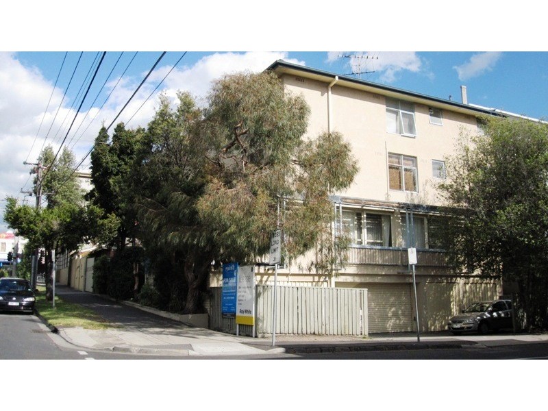 8/239 Canterbury Road, St Kilda VIC 3182