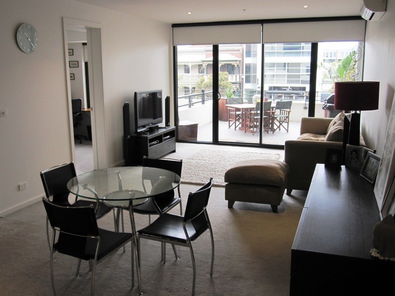210C/166 Rouse Street, Port Melbourne VIC 3207