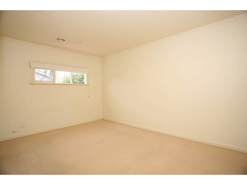 25C Thackeray Street, Elwood VIC 3184