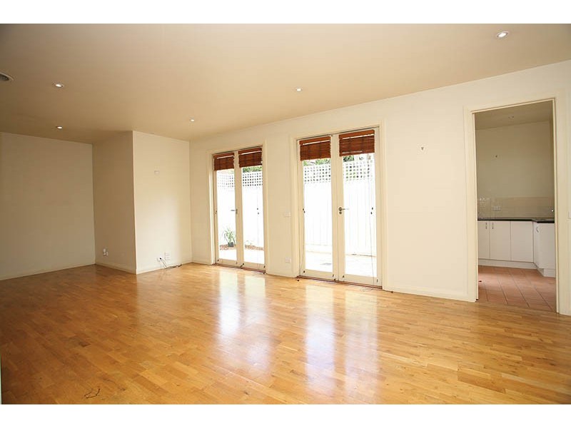 25C Thackeray Street, Elwood VIC 3184