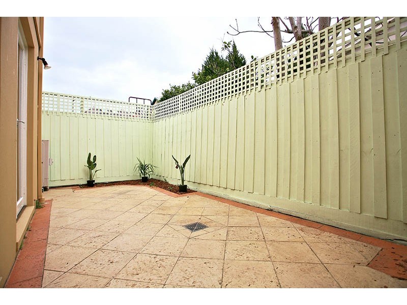 25C Thackeray Street, Elwood VIC 3184