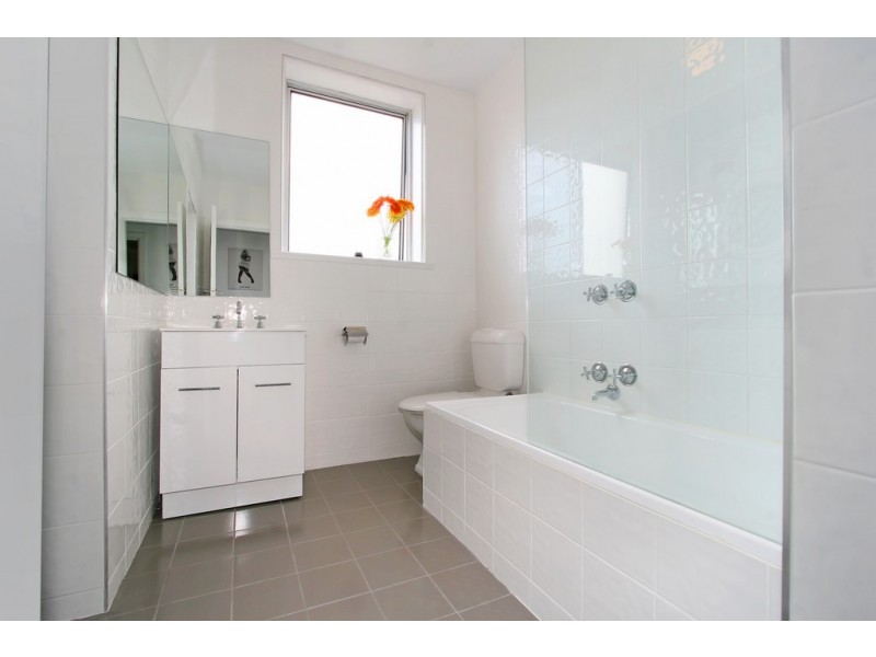 2/124 Alexandra Street, St Kilda East VIC 3183