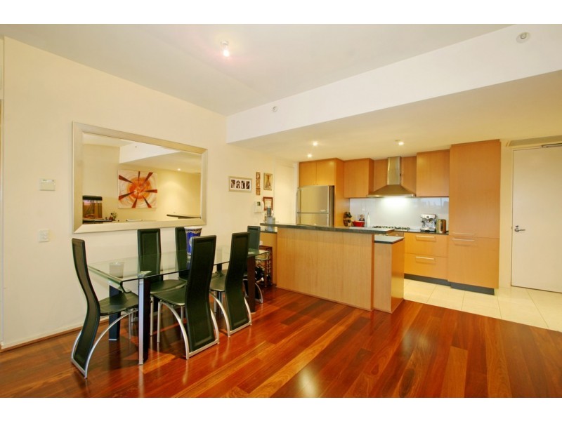 39B/2 Esplanade West, Port Melbourne VIC 3207