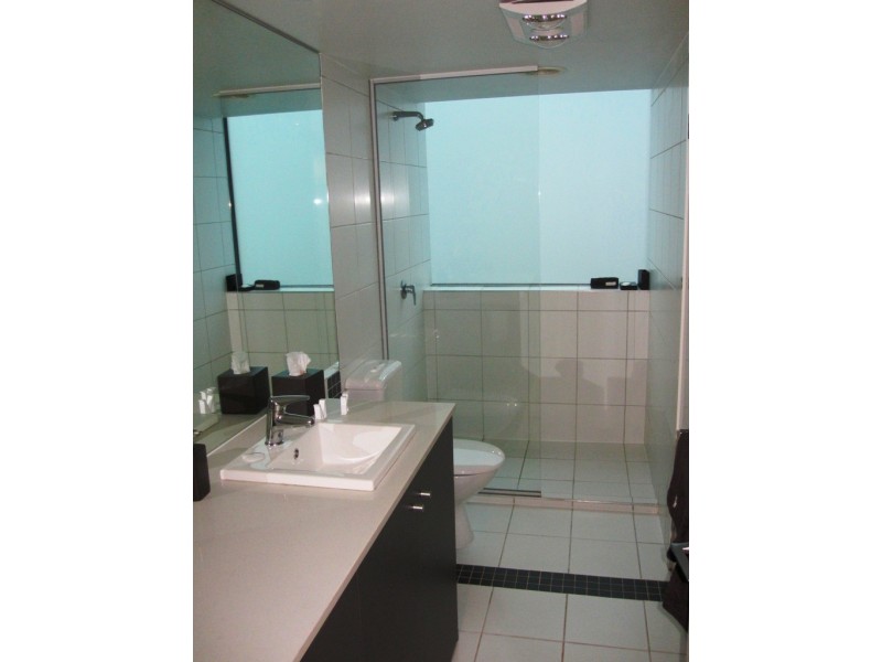 1201/83 Queens Road, Melbourne VIC 3004