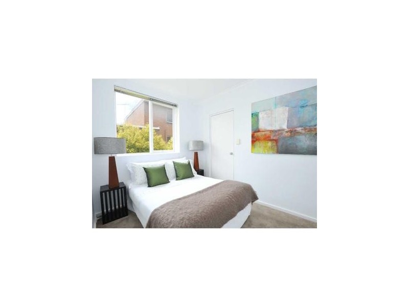 26/4 Alfred Square, St Kilda VIC 3182