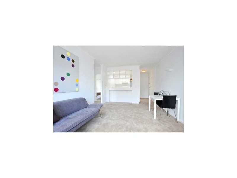26/4 Alfred Square, St Kilda VIC 3182