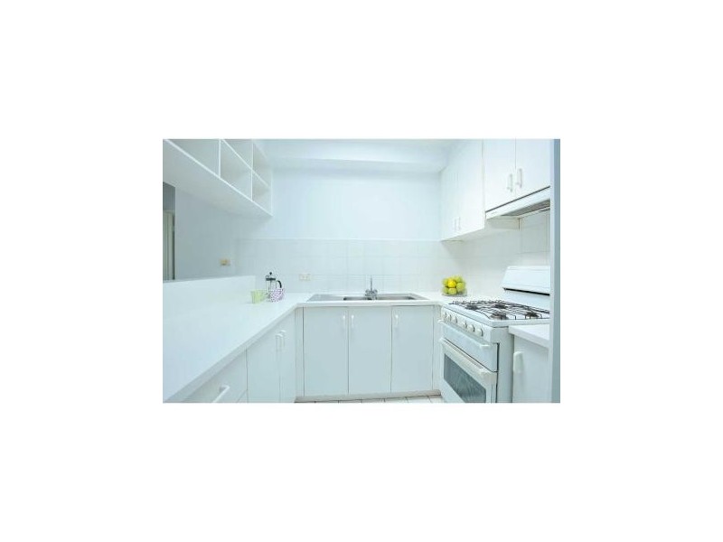 26/4 Alfred Square, St Kilda VIC 3182