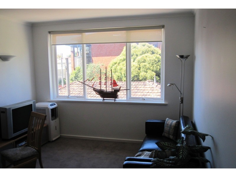 26/4 Alfred Square, St Kilda VIC 3182