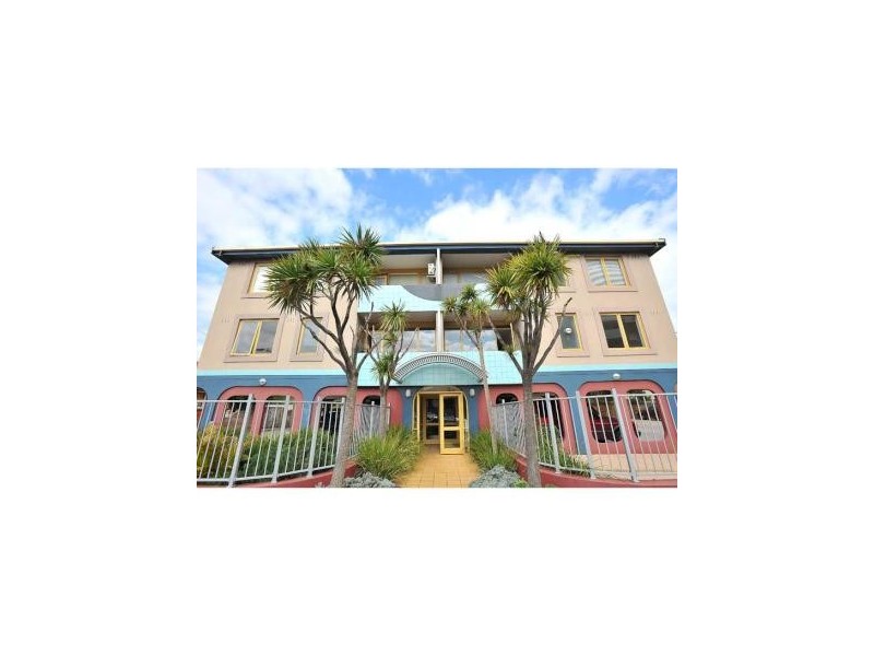 26/4 Alfred Square, St Kilda VIC 3182
