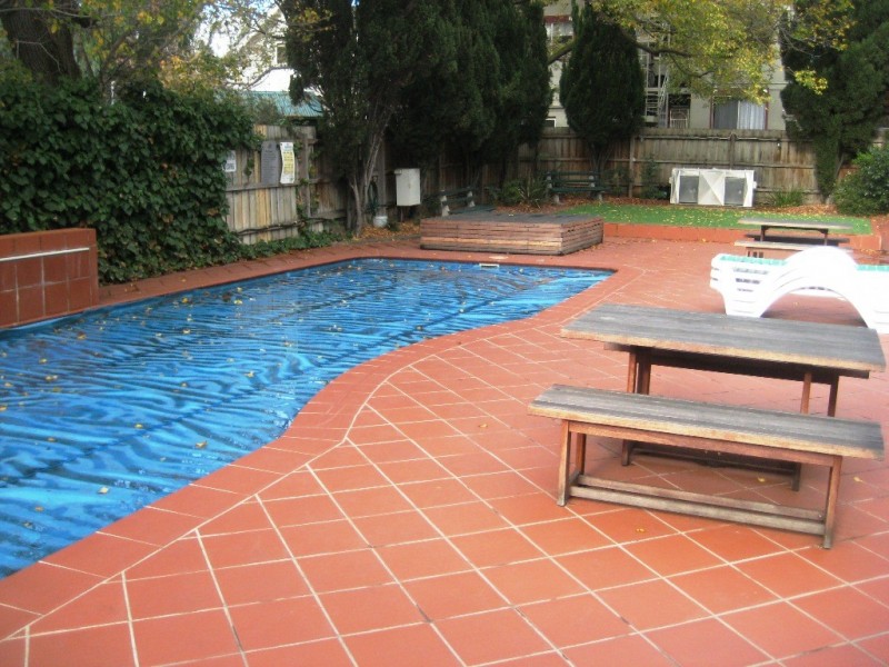 1/12 Acland Street, St Kilda VIC 3182