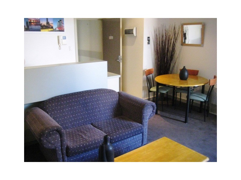 1/12 Acland Street, St Kilda VIC 3182