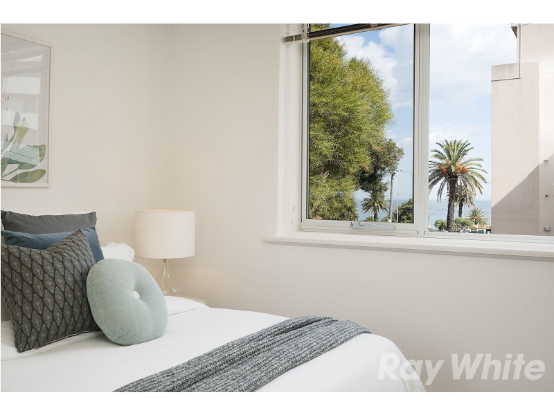 25/4 Alfred Square, St Kilda VIC 3182