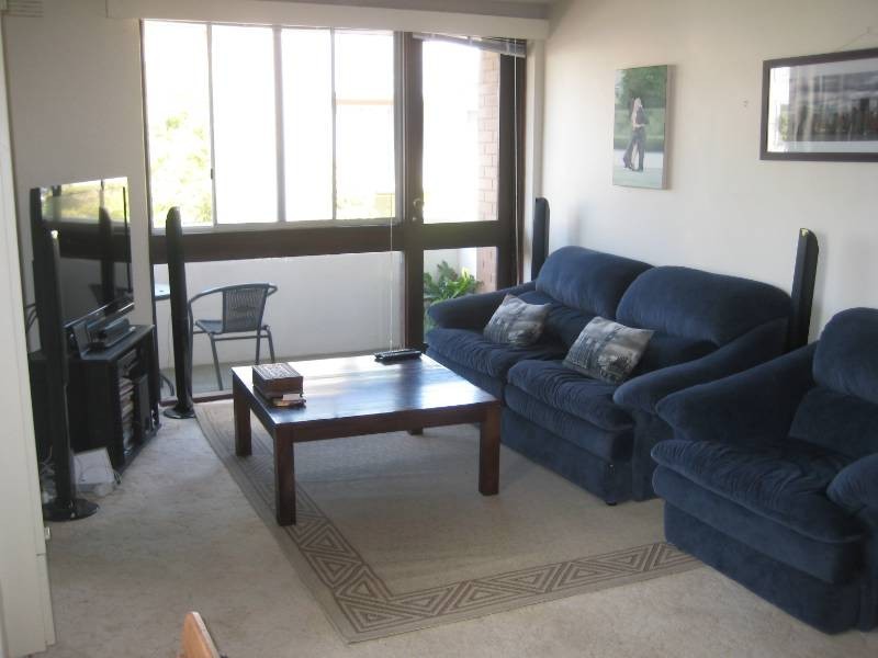 11/3 Alfred Square, St Kilda VIC 3182